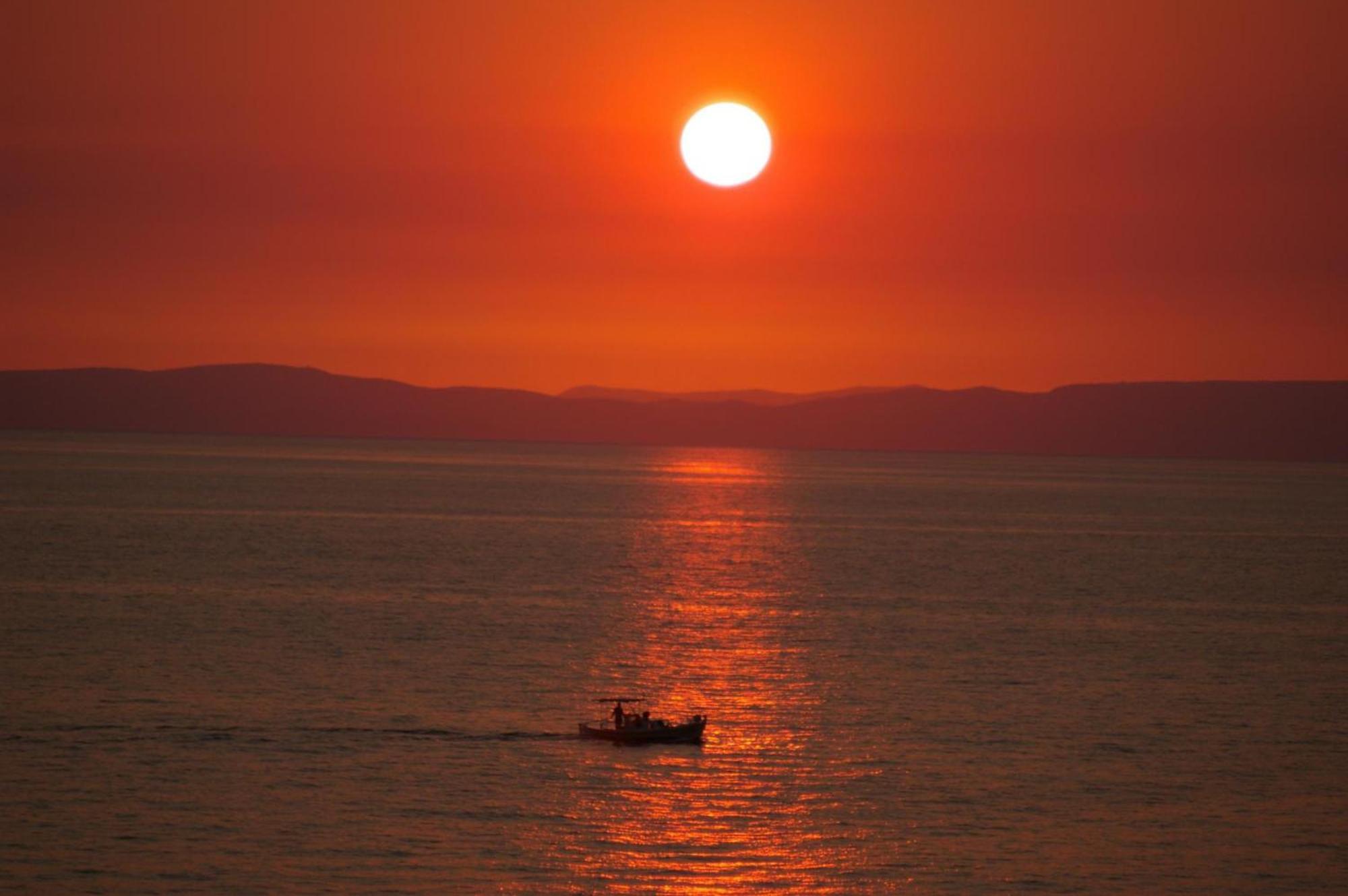 Mani Apartments Suites Agios Nikolaos  Eksteriør bilde